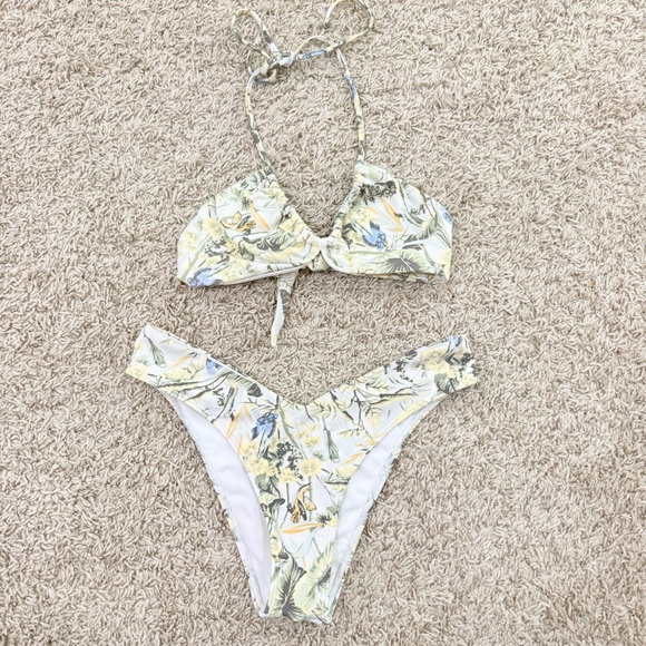 Abercrombie & Fitch Other - Abercrombie and Fitch floral tropical bikini set women’s size X-small